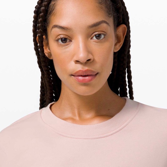 LULULEMON Perfectly Oversized Crew Sweatshirt in Feather Pink - Picture 4 of 12